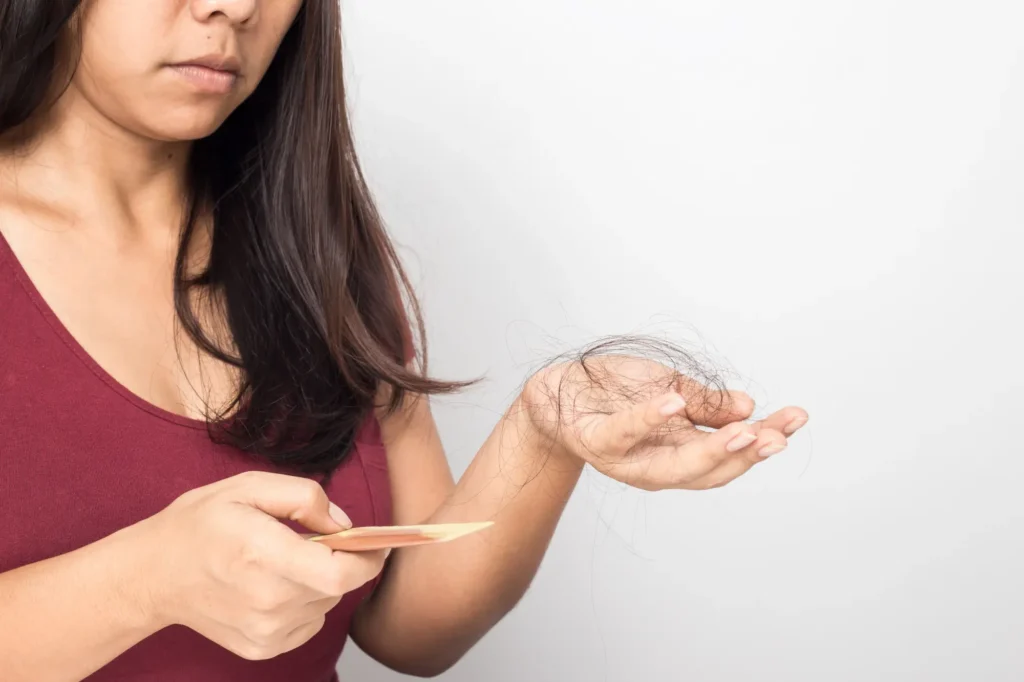 queda de cabelo na menopausa